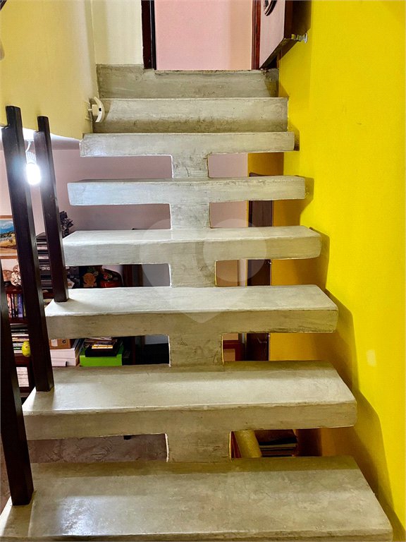 Sobrado à venda com 3 quartos, sendo 1 suíte, em Vila Paulicéia, São Paulo, SP