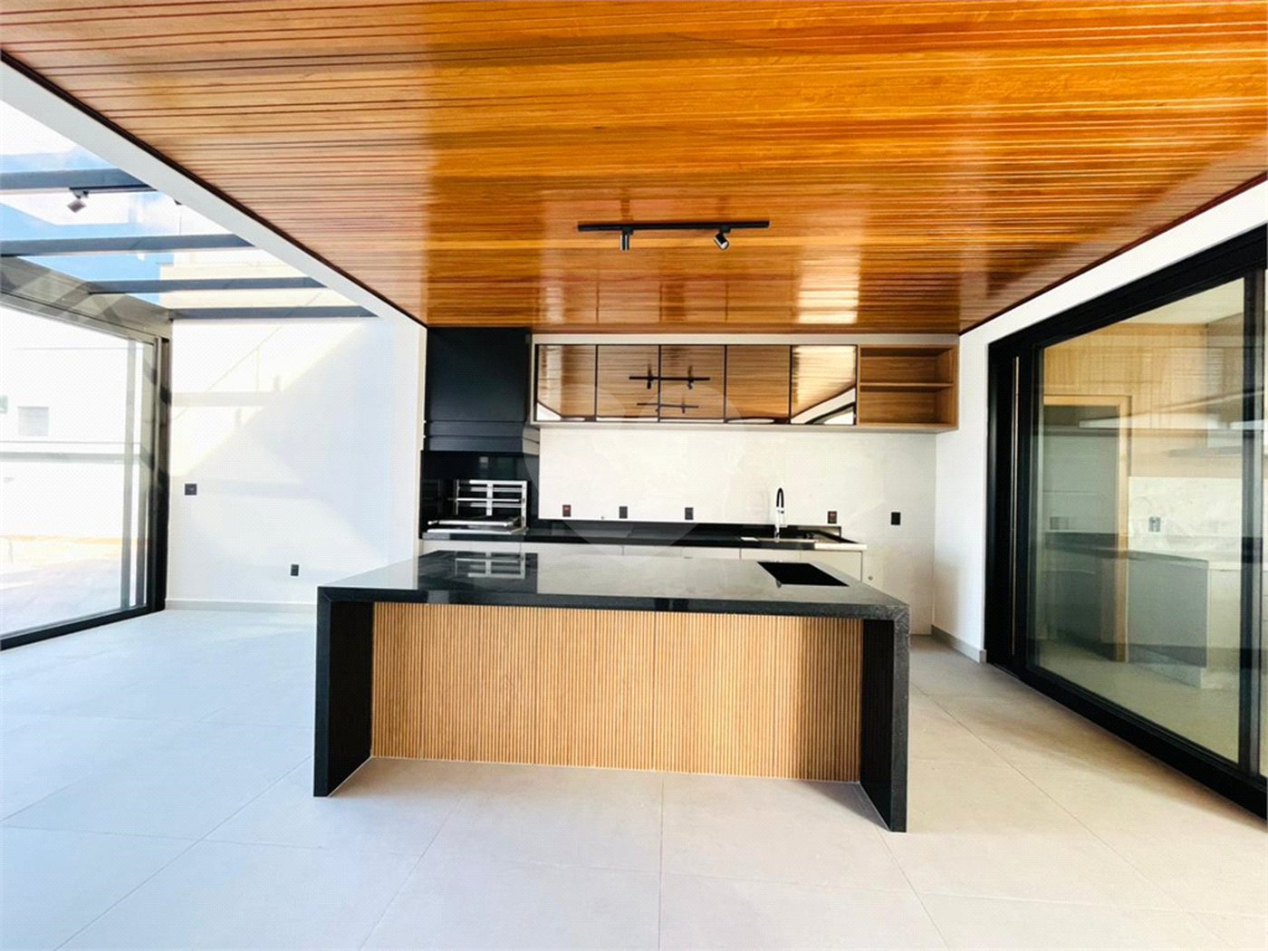 Casa à venda com 4 suítes no condomínio Saint Patrick, Sorocaba - SP
