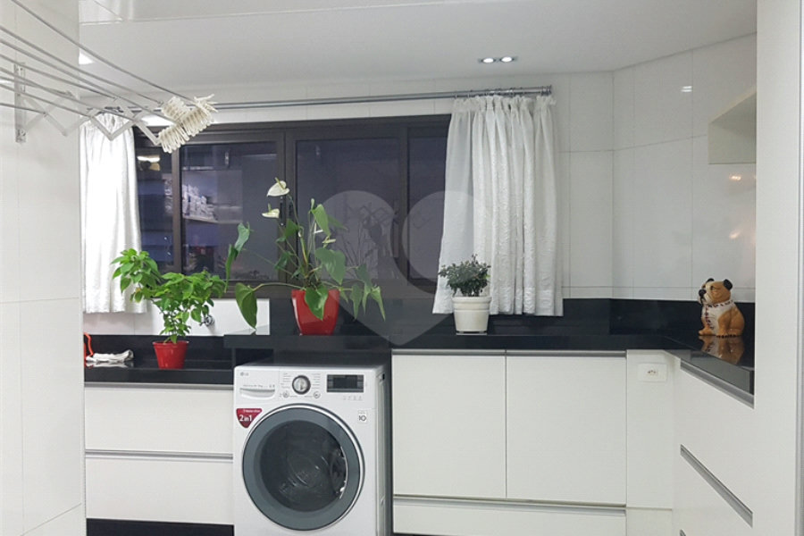 Cobertura à venda com 4 quartos, sendo 3 suítes,  em Santana, São Paulo, SP