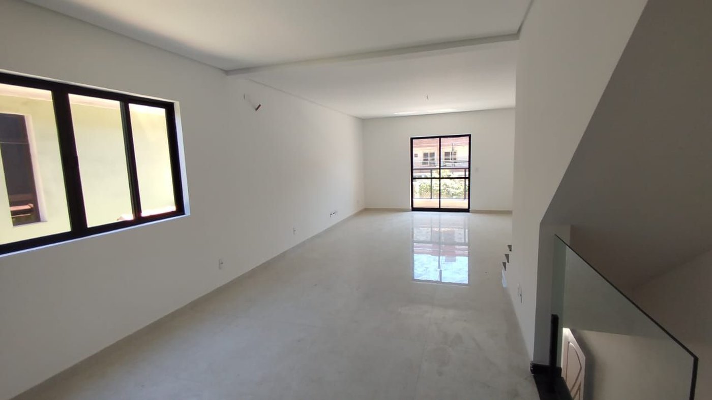 Casa com 3 dormitórios/Suítes, piscina à venda, 220 m² - Embaré - Santos/SP
