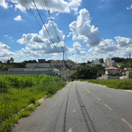 Terreno à venda com 1 suíte em Marambaia, Vinhedo, SP