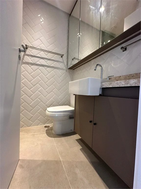 Apartamento à venda com 3 suítes em Jardim das Acácias, São Paulo, SP