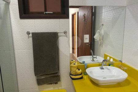 Casa à venda com 3 quartos, sendo 2 suítes, em Campo Grande, Rio de Janeiro, RJ