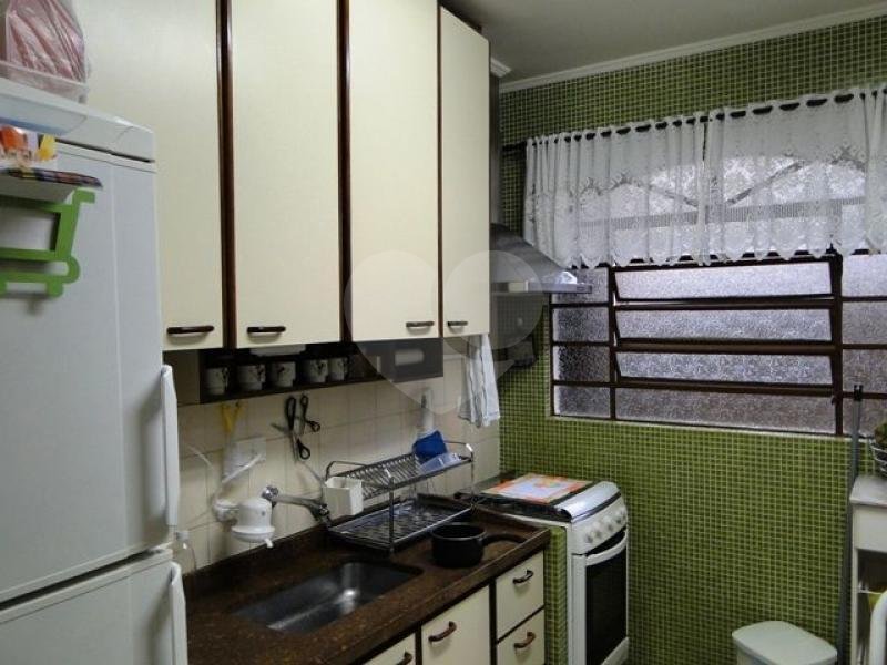 Sobrado à venda com 8 quartos, sendo 2 suítes,  em Santana, São Paulo, SP