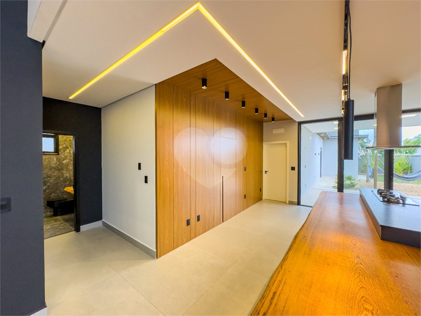 Casa à venda com 3 suítes no condomínio Residencial Helvétia Park, Indaiatuba - SP