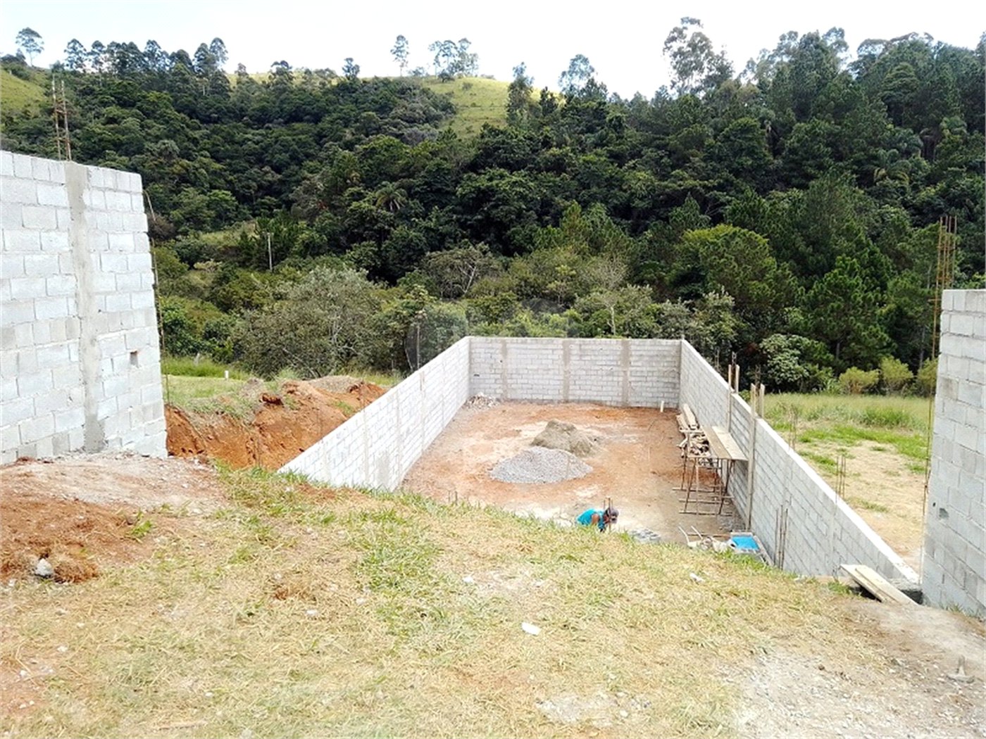 Terreno à venda no Centro, Bom Jesus dos Perdões, SP