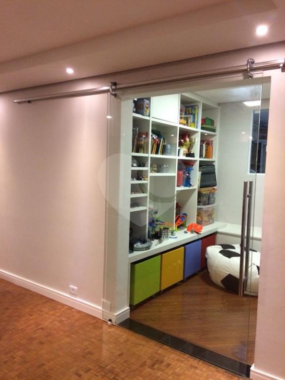 Apartamento à venda com 4 quartos, sendo 2 suítes, em Jardim América, São Paulo, SP