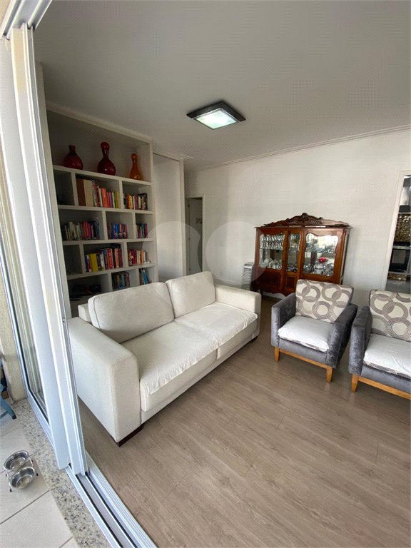 Apartamento à venda com 3 suítes em Lapa, São Paulo, SP