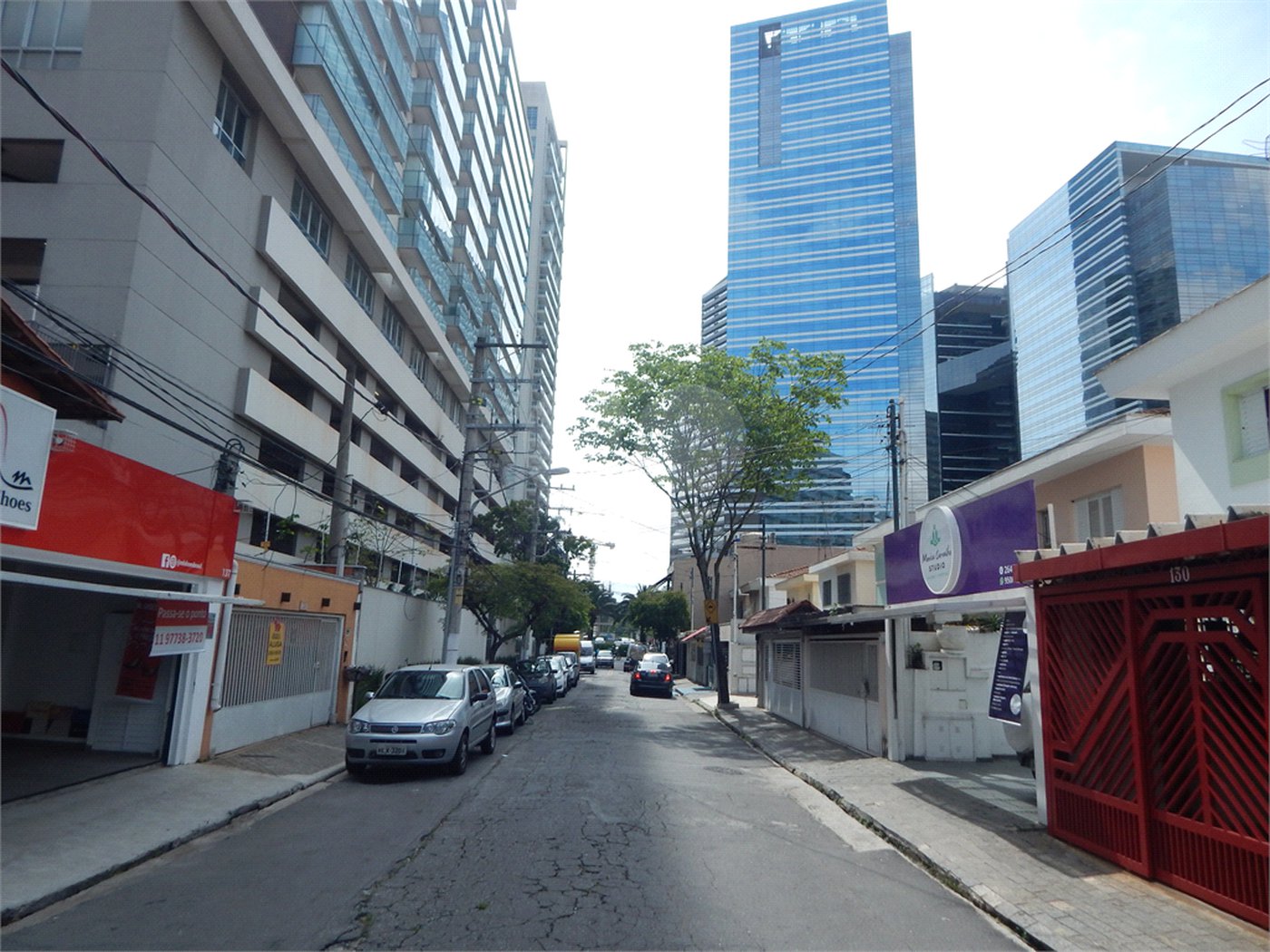 Sobrado à venda com 4 quartos, sendo 1 suíte, em Chácara Santo Antônio (zona Sul), São Paulo, SP