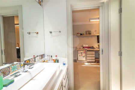 Casa à venda ou para alugar com 3 quartos, sendo 1 suíte, em Butantã, São Paulo, SP