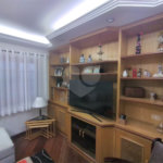 Casa à venda com 4 quartos, sendo 3 suítes, no condomínio Da Serra, São Paulo - SP
