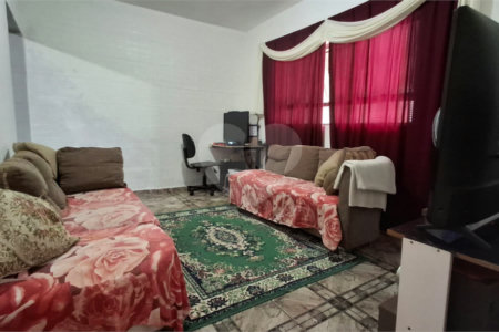 Casa de Vila à venda com 2 quartos em Vila Dylze, Votorantim, SP