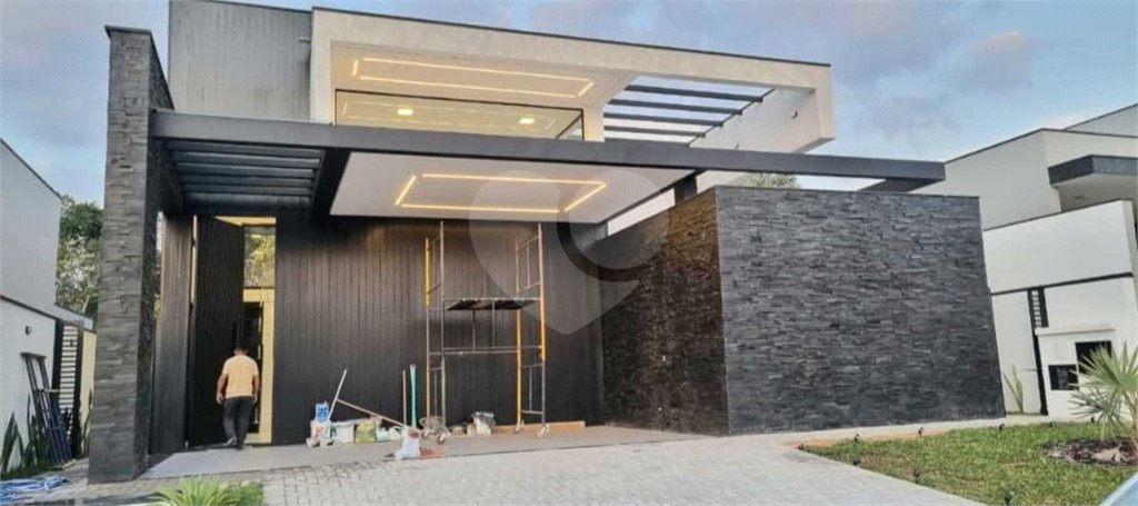 Casa à venda com 3 suítes no condomínio Alphaville Nova Esplanada 4, Votorantim - SP
