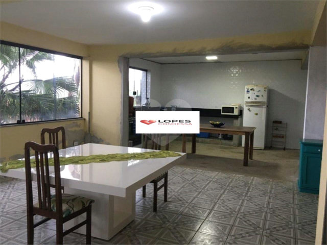 Casa à venda com 4 quartos, sendo 1 suíte,  no condomínio Loteamento Haras El Passo, Mairiporã - SP