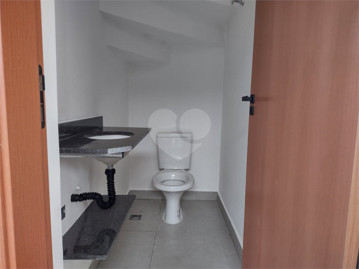 Casa à venda com 2 suítes em Jardim Santo Antônio, Atibaia, SP