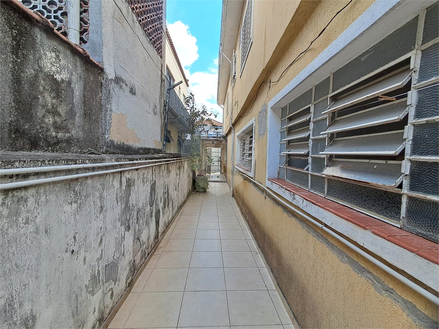 Sobrado à venda com 4 quartos em Parada Inglesa, São Paulo, SP