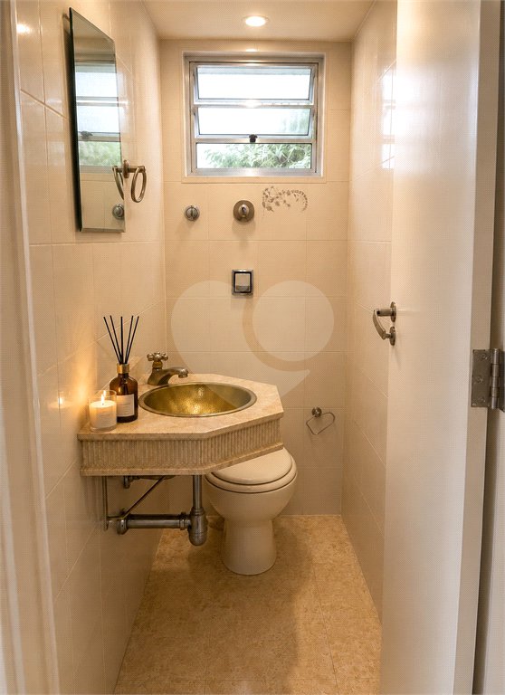 Apartamento à venda com 4 quartos, sendo 3 suítes,  em Interlagos, São Paulo, SP