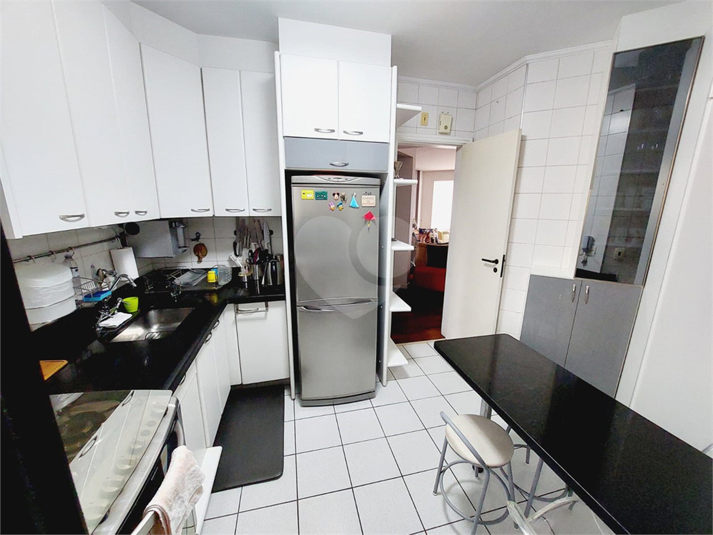 Apartamento à venda com 3 quartos, sendo 1 suíte, em Alto da Lapa, São Paulo, SP