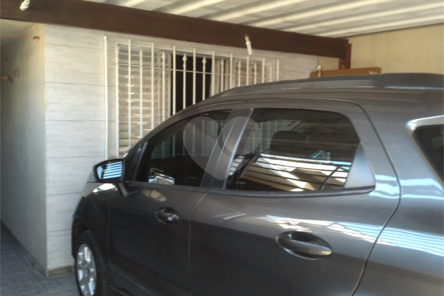 Sobrado à venda com 6 quartos, sendo 1 suíte, em Vila Sabrina, São Paulo, SP