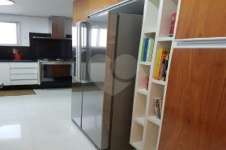 Apartamento à venda com 4 quartos, sendo 3 suítes,  em Campo Belo, São Paulo, SP