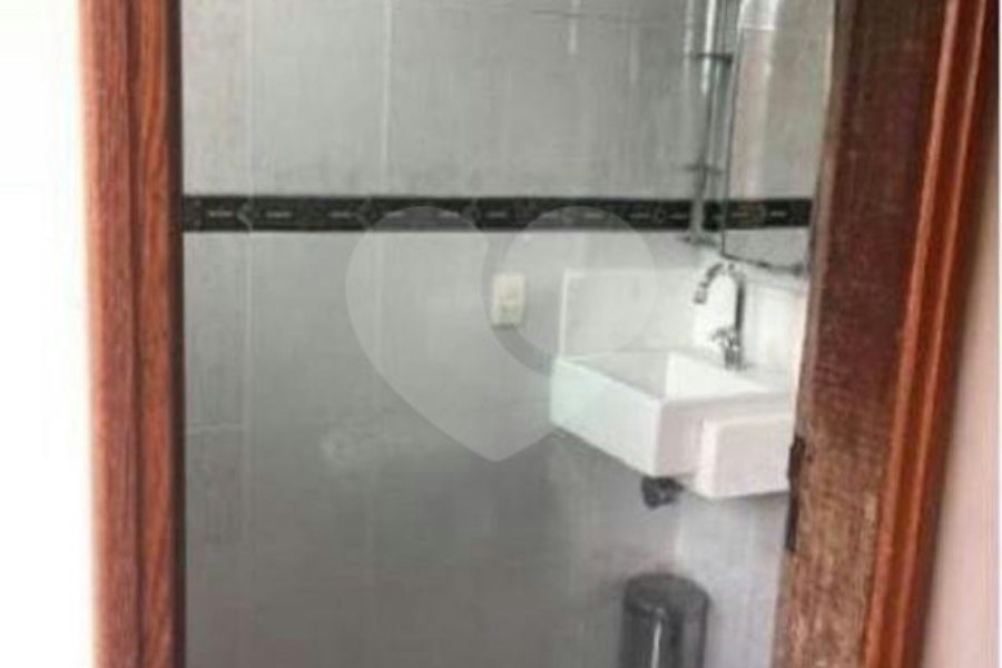 Sobrado à venda com 3 quartos, sendo 1 suíte, em Tremembé, São Paulo, SP