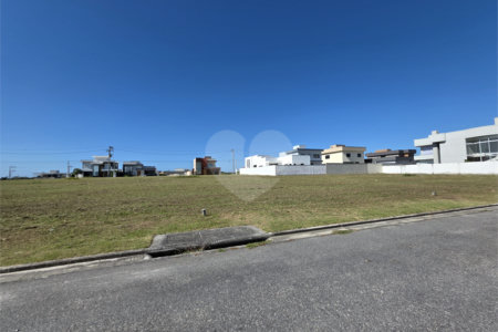 Terreno à venda em Ogiva, Cabo Frio, RJ