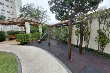 Apartamento à venda com 2 quartos em Vila Anastácio, São Paulo, SP
