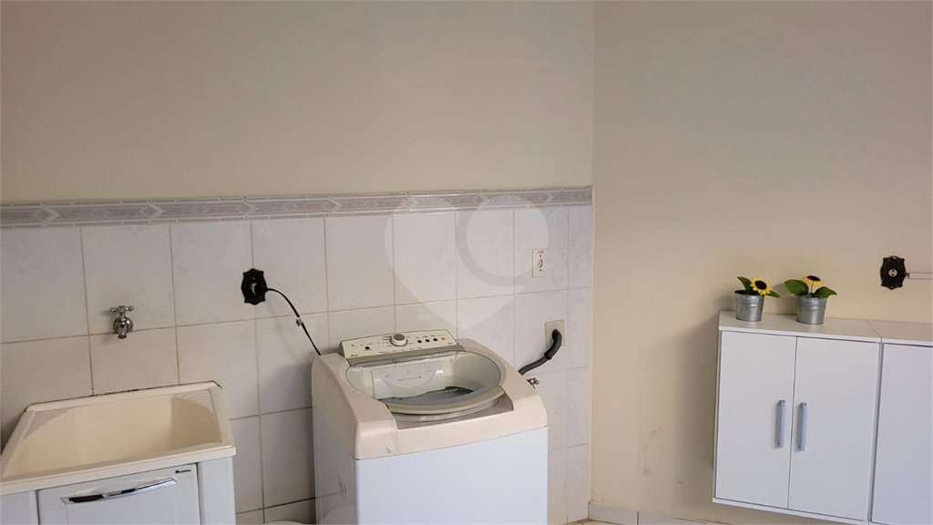 Casa em Condomínio, no Parque Sabará