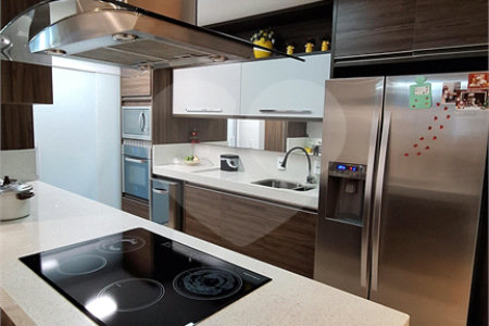 Apartamento à venda com 3 quartos, sendo 1 suíte,  em Vila Leonor, São Paulo, SP