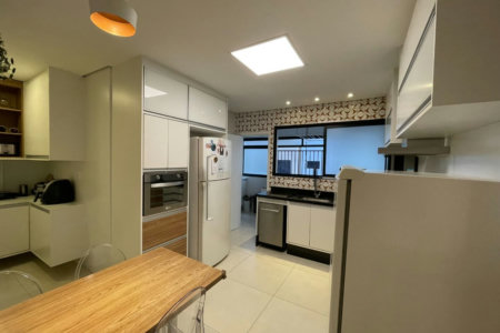 Apartamento 3 dormitórios (1 suíte), vaga para 2 carros, no Boqueirão, Santos