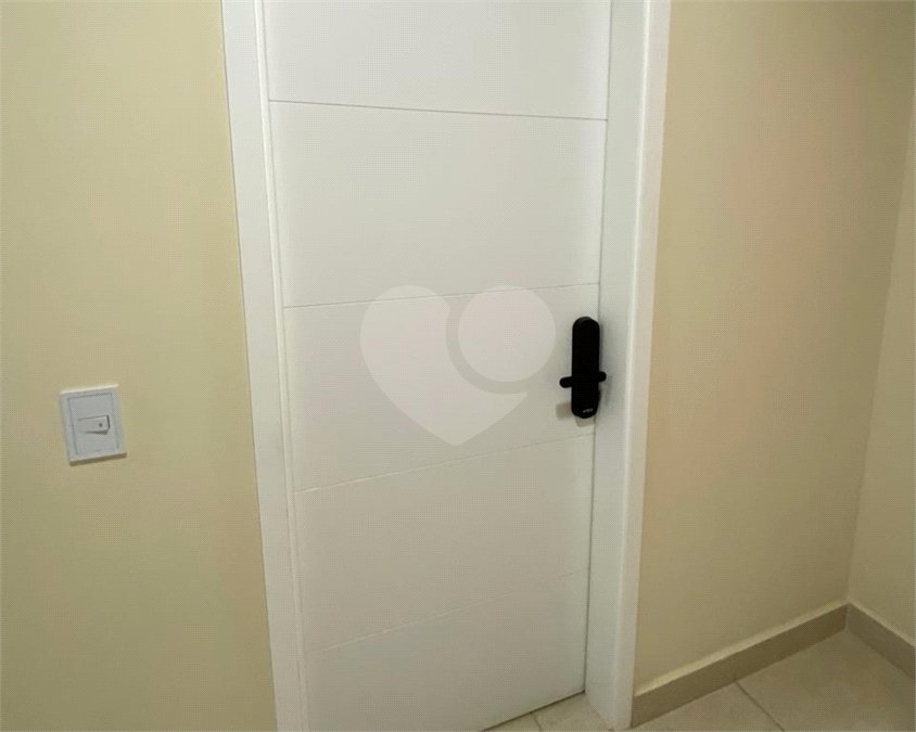Apartamento à venda com 3 quartos, sendo 1 suíte,  em Vila Independência, Sorocaba, SP