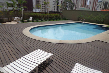 Apartamento à venda com 3 quartos, sendo 1 suíte, em Jardim Londrina, São Paulo, SP