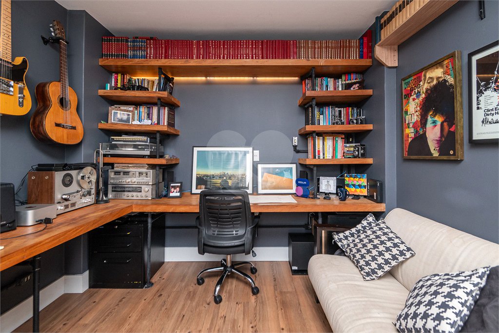 Apartamento à venda com 3 quartos, sendo 1 suíte, em Vila Madalena, São Paulo, SP