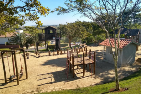 Casa à venda ou para alugar com 3 suítes no condomínio Jardim Vila Paradiso, Indaiatuba - SP