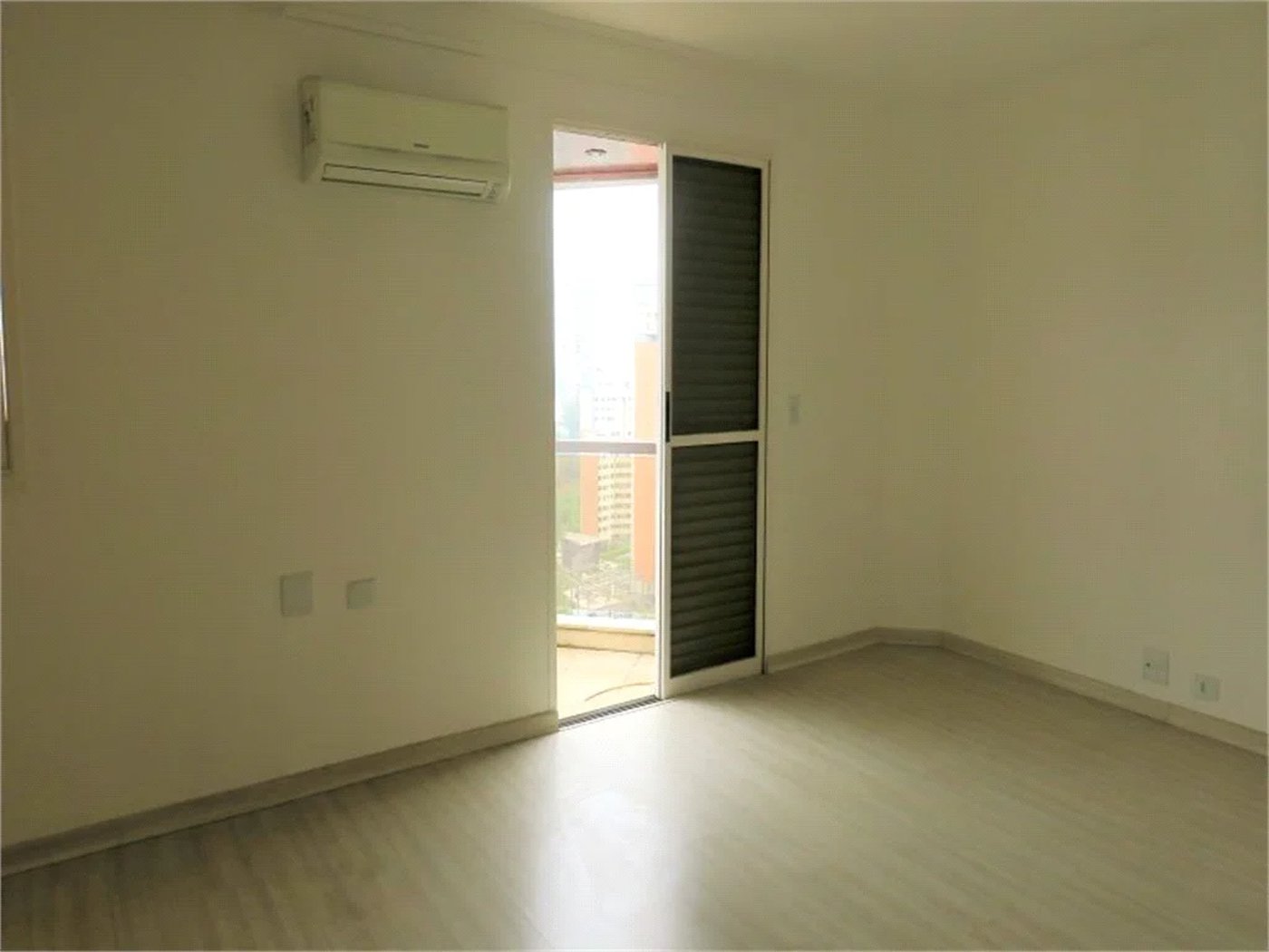 Cobertura à venda com 3 suítes em Vila Andrade, São Paulo, SP