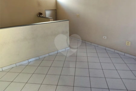 Casa à venda com 3 quartos em Jardim Santa Clara, Guarulhos, SP