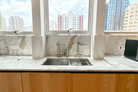 Apartamento à venda com 4 suítes em Vila Cordeiro, São Paulo, SP