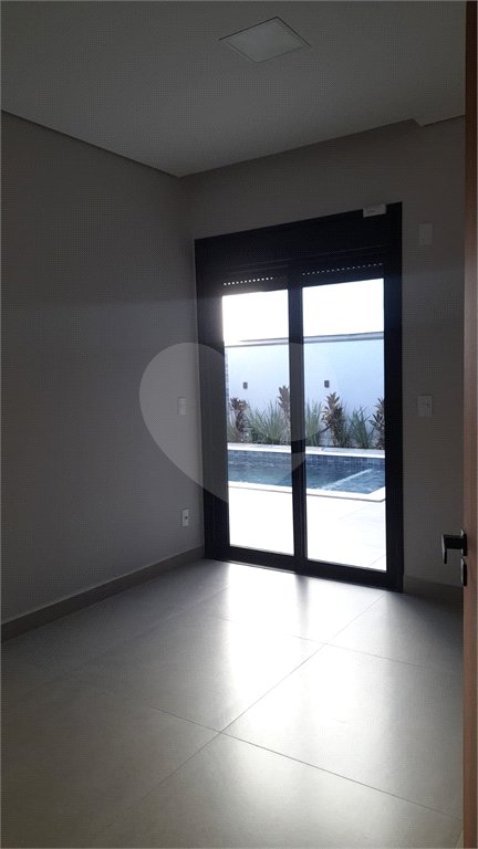 Casa à venda com 3 suítes no condomínio Jardim Laguna, Indaiatuba - SP