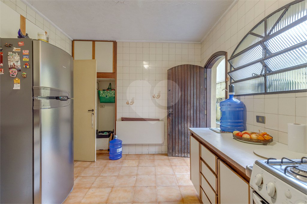 Casa à venda com 4 quartos, sendo 3 suítes,  em Alto da Boa Vista, São Paulo, SP