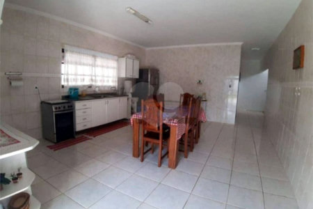 Casa à venda com 3 suítes em Vista Alegre, Vinhedo, SP