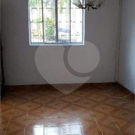 Sobrado à venda com 2 quartos em Santana, São Paulo, SP