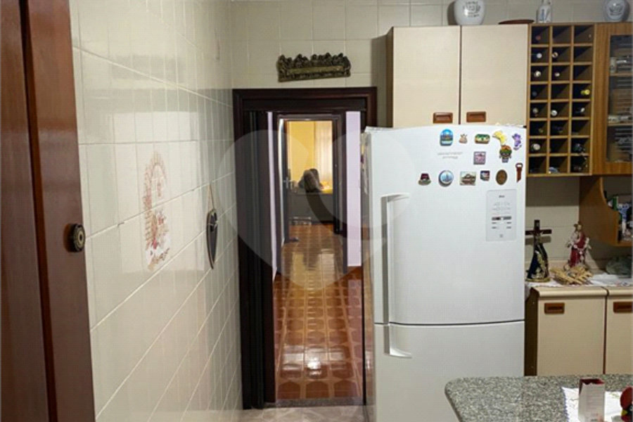 Sobrado à venda com 4 quartos, sendo 1 suíte, em Artur Alvim, São Paulo, SP