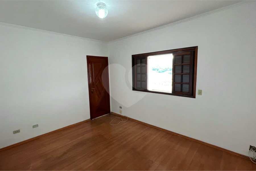 Sobrado à venda com 3 quartos em Vila Nova Cachoeirinha, São Paulo, SP