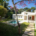 Casa à venda com 4 quartos, sendo 1 suíte,  no condomínio Sítio das Hortências, São Roque - SP