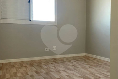 Apartamento à venda com 3 quartos, sendo 1 suíte, em Vila Clementino, São Paulo, SP