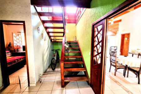 Casa à venda com 3 quartos, sendo 1 suíte, em Mogi Moderno, Mogi das Cruzes, SP