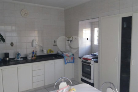 Sobrado à venda com 3 quartos em Vila Barreto, São Paulo, SP
