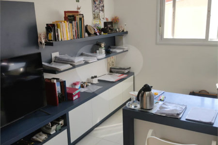 Casa à venda com 3 suítes no condomínio Estância Marambaia, Vinhedo - SP