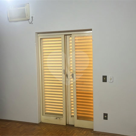 Casa à venda com 3 quartos, sendo 1 suíte, em Vila Progresso, Araraquara, SP