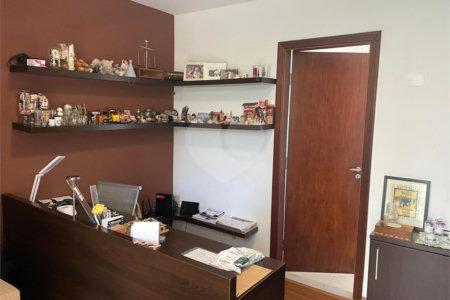 Casa de Vila à venda com 4 suítes em Morumbi, São Paulo, SP
